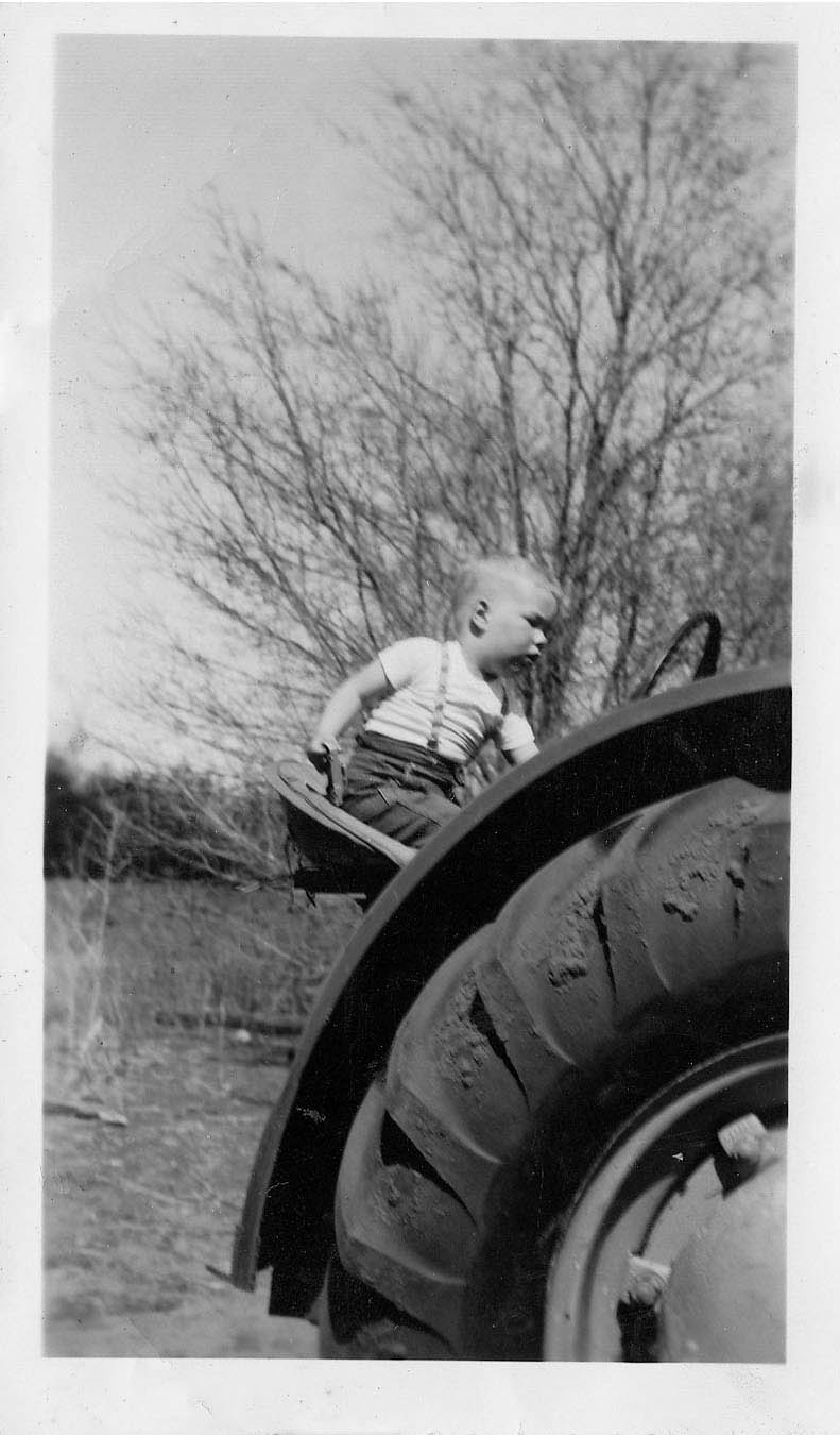 Paul Nordberg on tractor